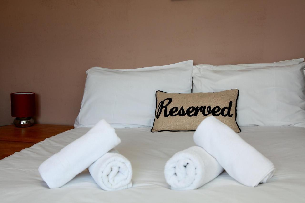 Hampton Court Hotel Molesey Dış mekan fotoğraf